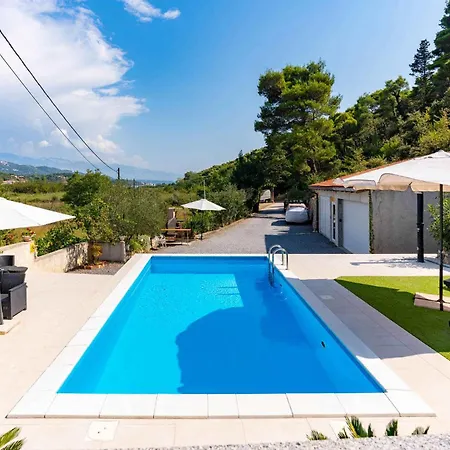 Апартаменты 4 Кампор